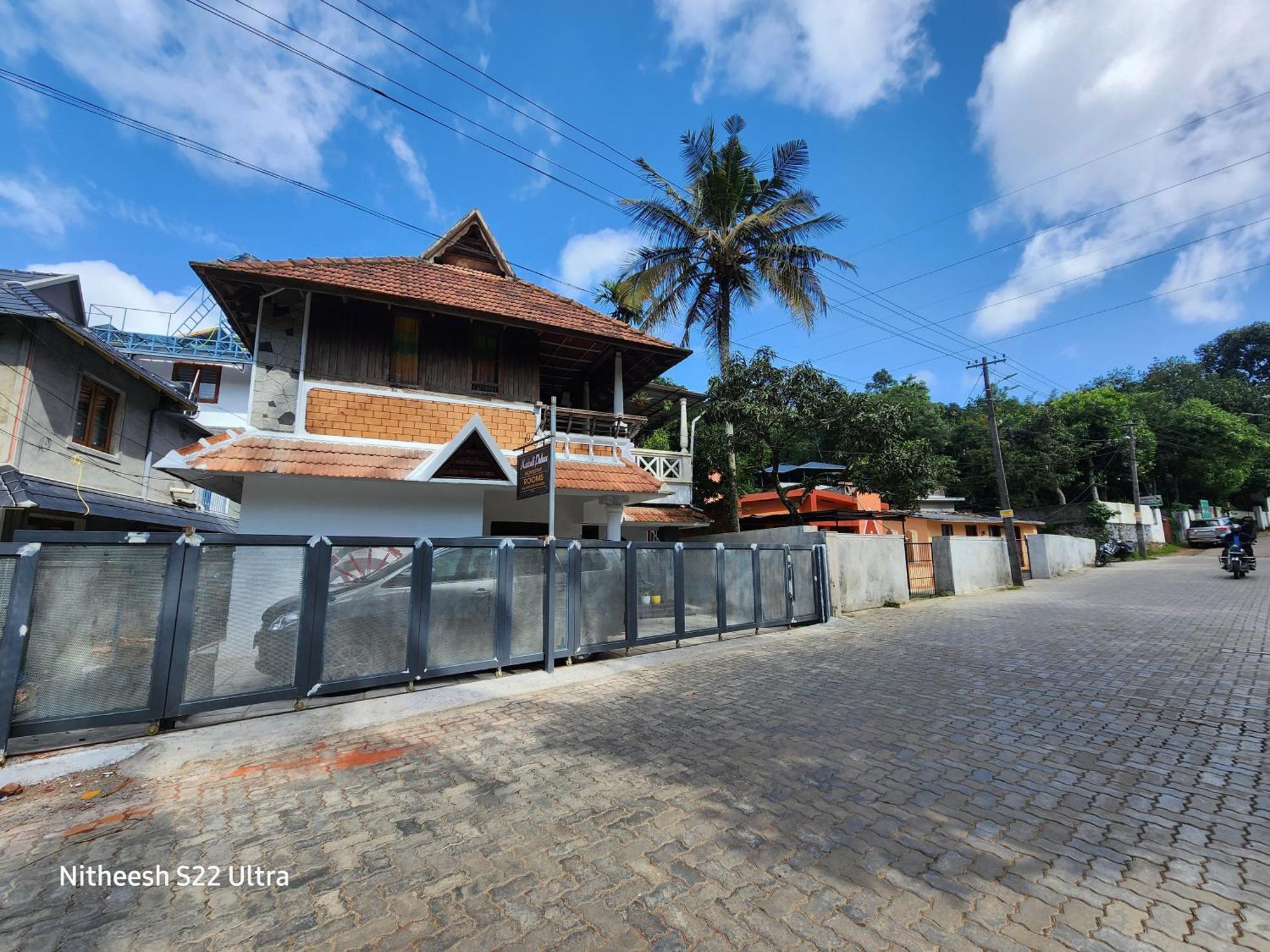 Kairali Palace Home Stay 테카디 외부 사진
